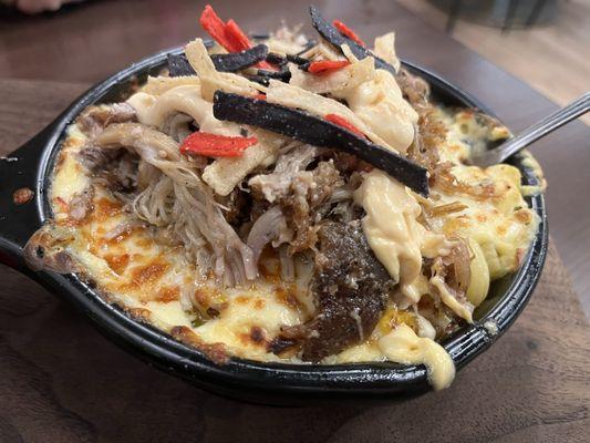 chipotle pulled pork Mac & cheese
