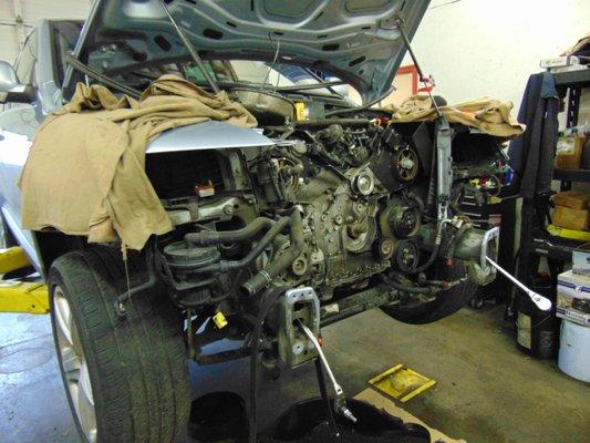2006 VW Touareg timing belt repair.