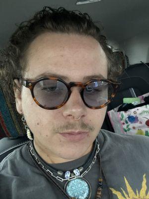 Bella - Fine Jewelry & Piercing