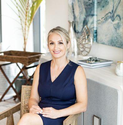 Adrianna Toth - Realty ONE Group Emerald Coast