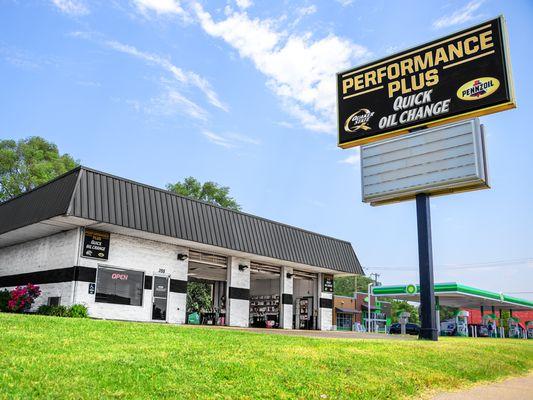 Performance Plus Quick Oil Change - Grand Rapids Oil Change