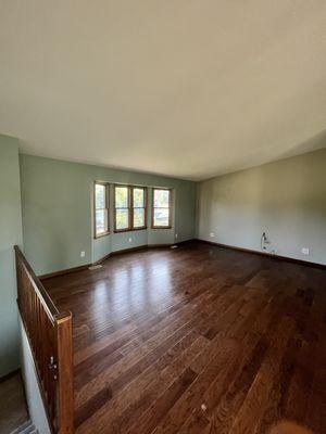 Lloyd's Luxury Painting And Home Improvement