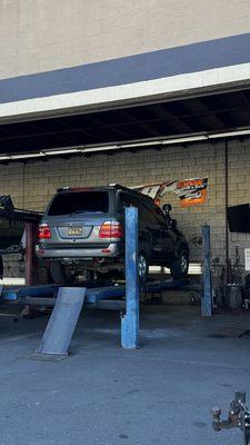 Services Performed: Wheel Alignment Vehicle: 1998 Toyota Land Cruiser 100 Series Thanks again, Sam's!