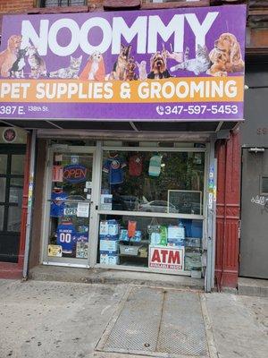 Pet stop and grooming