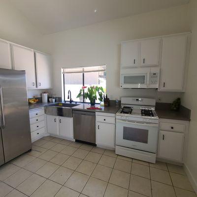 Countertops and kitchen cabinets remodel