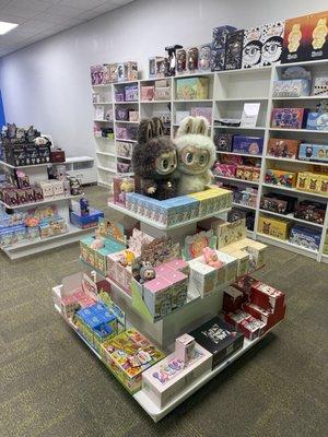 Kevbox Toys & Collectibles