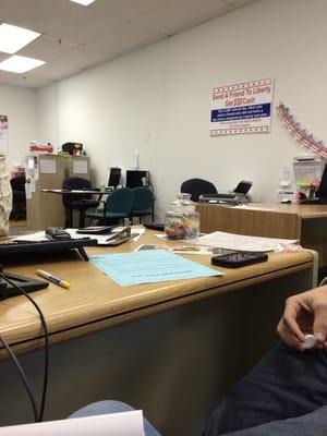 Poorly decorated, Carpet is dirty, popcorn has been sitting out all day, His motorcycle was inside the room, NOT professional.