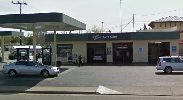 Corner of Arden & Eastern