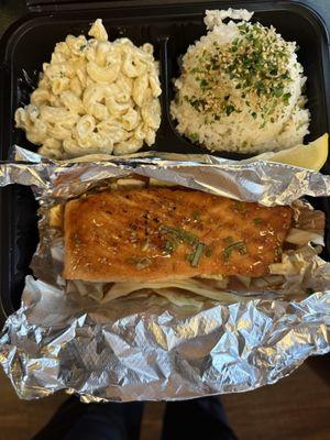 Huli Huli Salmon w/Macaroni and Rice