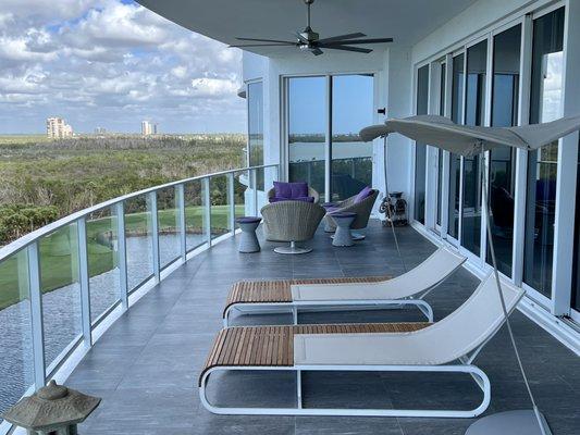 OUTDOOR SPACE...HAPPY CUSTOMER