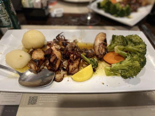 Dayton Steakhouse - Bar & Grill