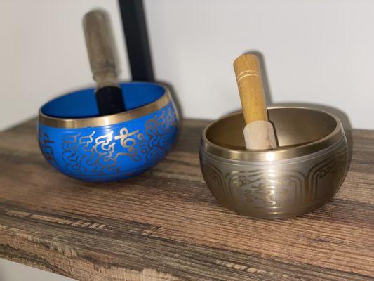 Singing bowls