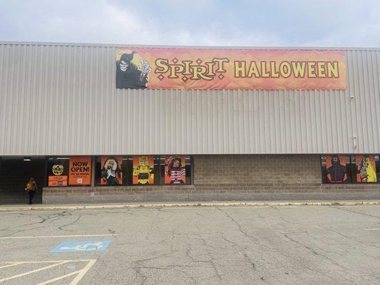 Spirit Halloween