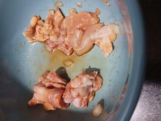 The pigs feet. Bones on left