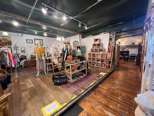 Syracuse Antiques Exchange