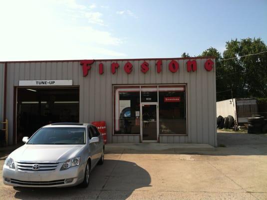 Mullen's Firestone & Auto Sales
