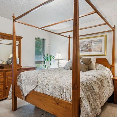 Julie Mills - EXIT Coastal Gateway Realty