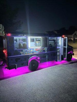 Logsdon’s Moo Mobile