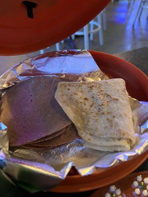 Flour and blue corn tortillas