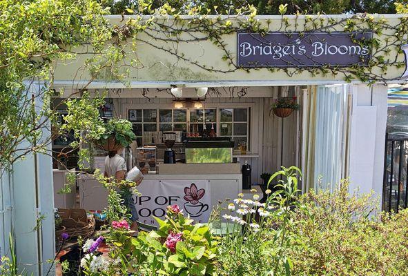 Partial view of the kiosk