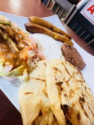 Paseo Salvadoreno Restaurant