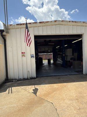 Jamestown Oil And Tire