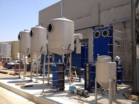 We engineer & fabricate sanitary grade equipment and piping for the food and beverage industries.