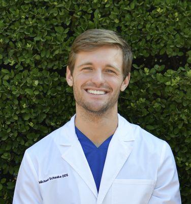 Aesthetic Dentistry & Implants
