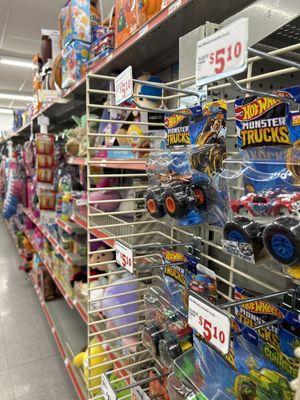 Family Dollar Store