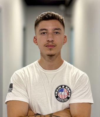 Certified Fitness Trainer-Carlos Martinez. Carlos works alongside Hugo to offer the best in Personal Training Pasadena has to offer.