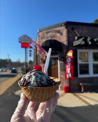 S&S Ice Cream in Front