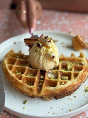 Gulabi Waffle