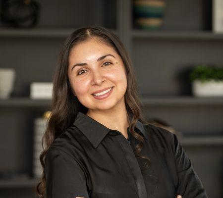 Nicole Martinez - IET Real Estate