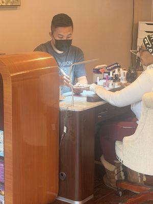 Male nail tech