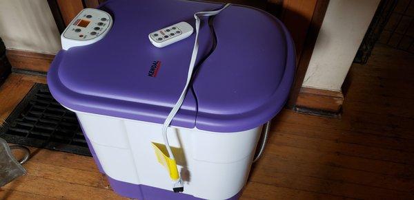 This piece of junk foot spa/massager from New Shining Image