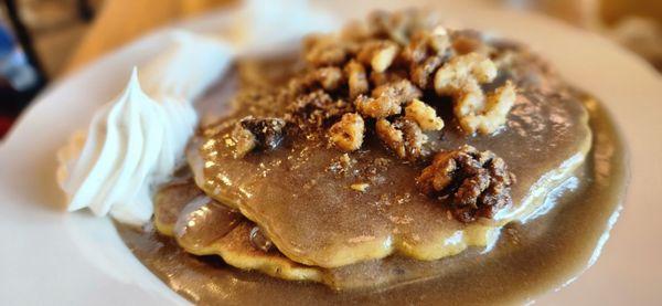 Carrot Cake Pancakes - V