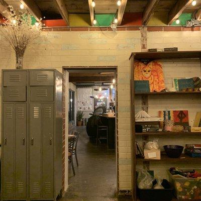 Huge space. Lots of tables and activities available. Definitely kid-friendly