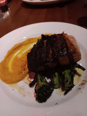 Salmon with broccolini and squash.