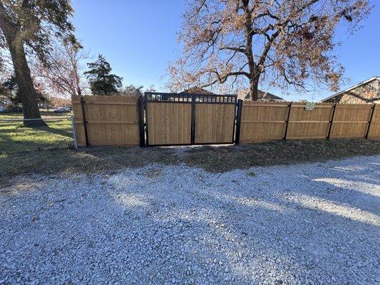 Custom metal gate and fence