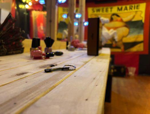 A peak into the magic of Mysteries of the Menagerie.