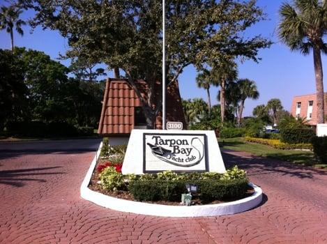 Tarpon Bay Yacht Club Entrance
