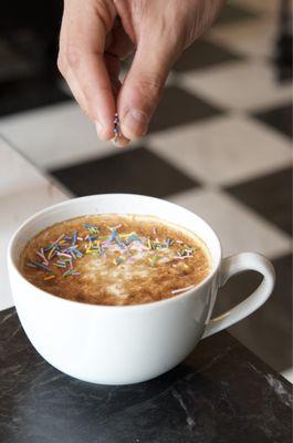 Toasted praline latte