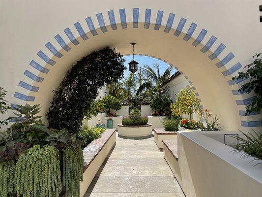 Courtyard arch