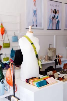 From handbags to wallets, bag straps and small accessories, we have the perfect gifts for loved ones or to treat yourself with!