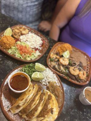 This what my family order it was amazing would come again