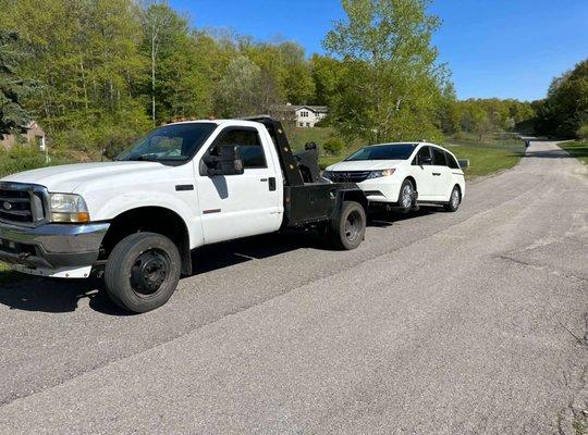 Fairly Square Wheel Lift Towing