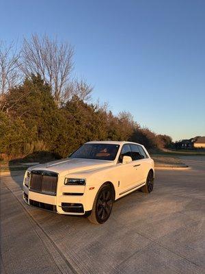 Full PPF and 50% front tint with 35% rear tint on this Rolls Royce Cullinan