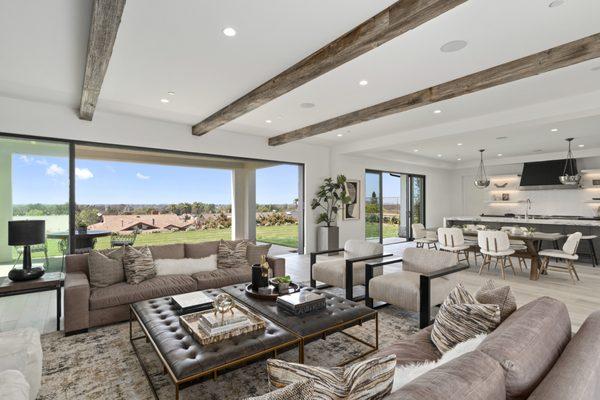 2515 Blackthorn St, Newport Beach | 5 Bed | 4.5 Bath | approx. 5,400 SF | $4,990,000