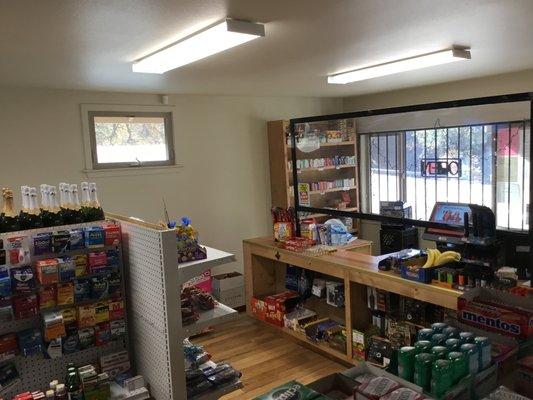 Midpines Food and Gas