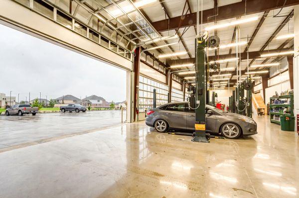 Louetta Automotive in Katy TX